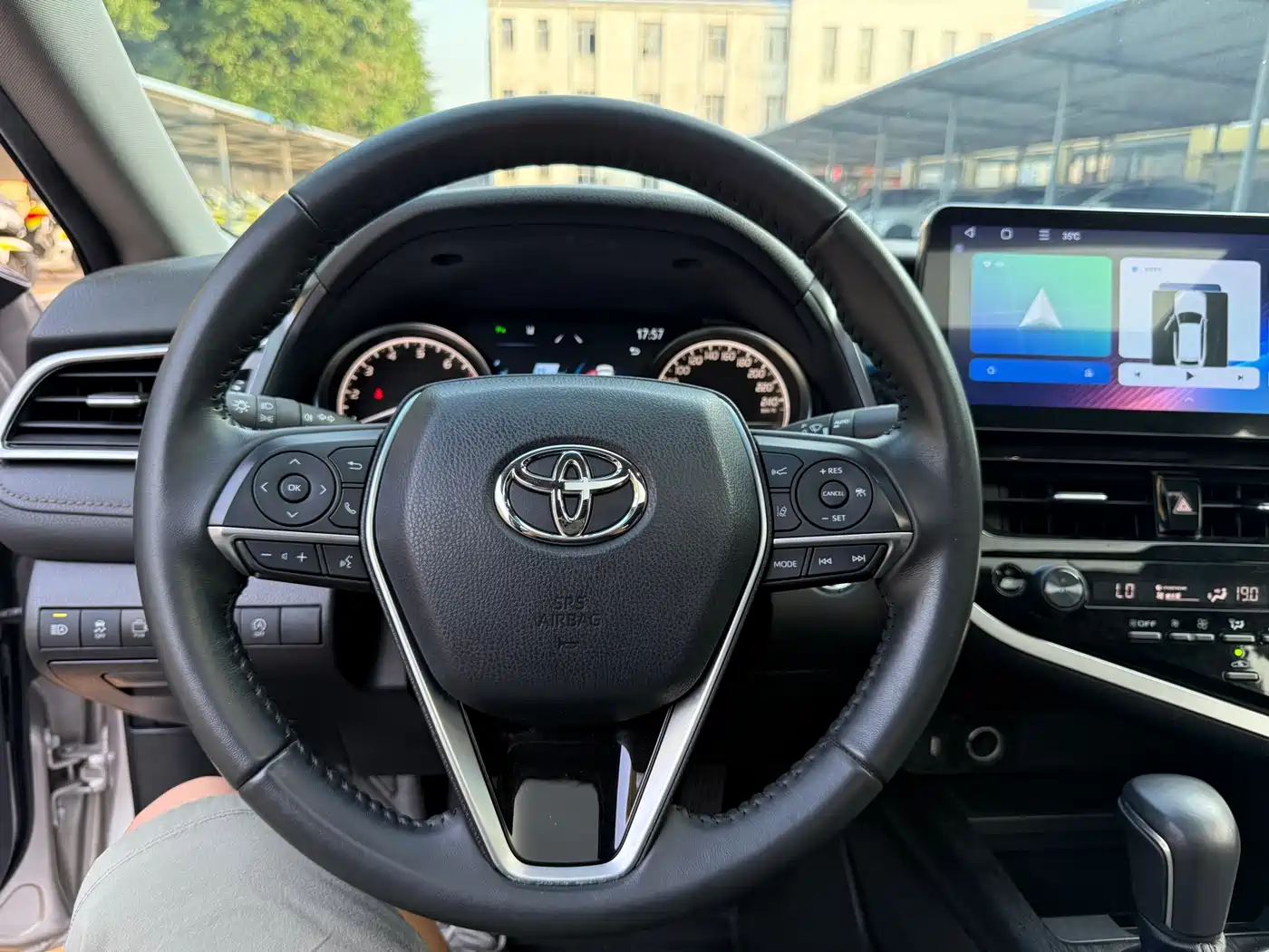 Toyota Camry 2021 2.0G Luxury Edition фото 15
