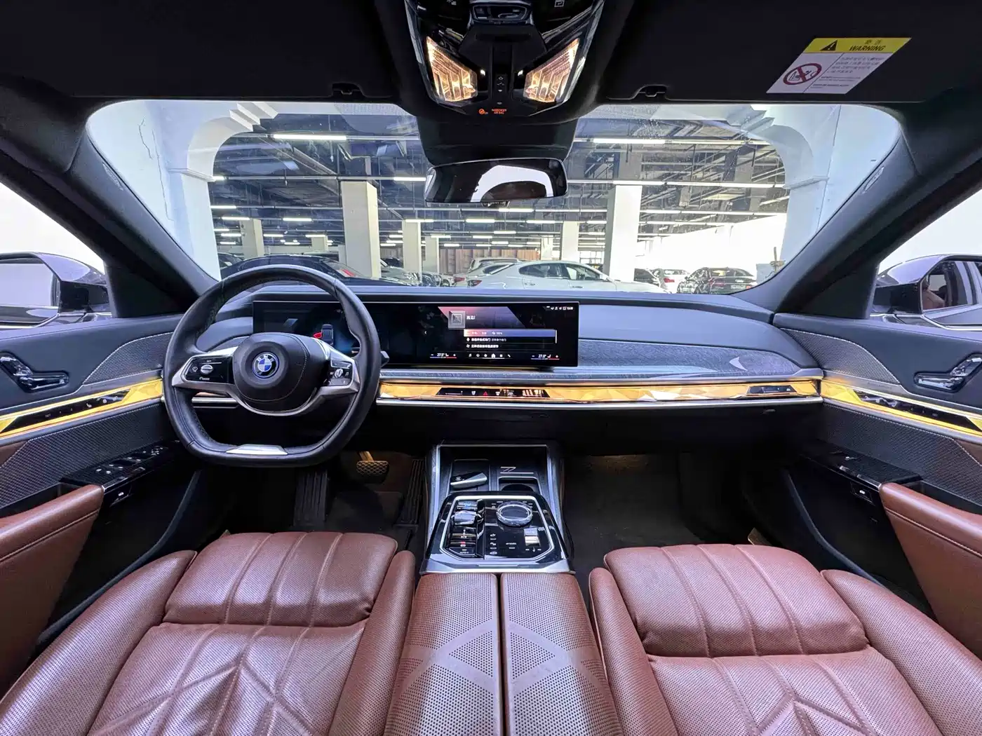 Photo 16 - BMW i7