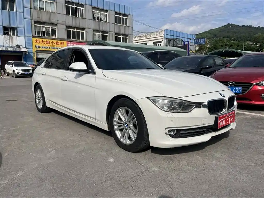 BMW 3 Series 2014 320Li Fashion фото 2