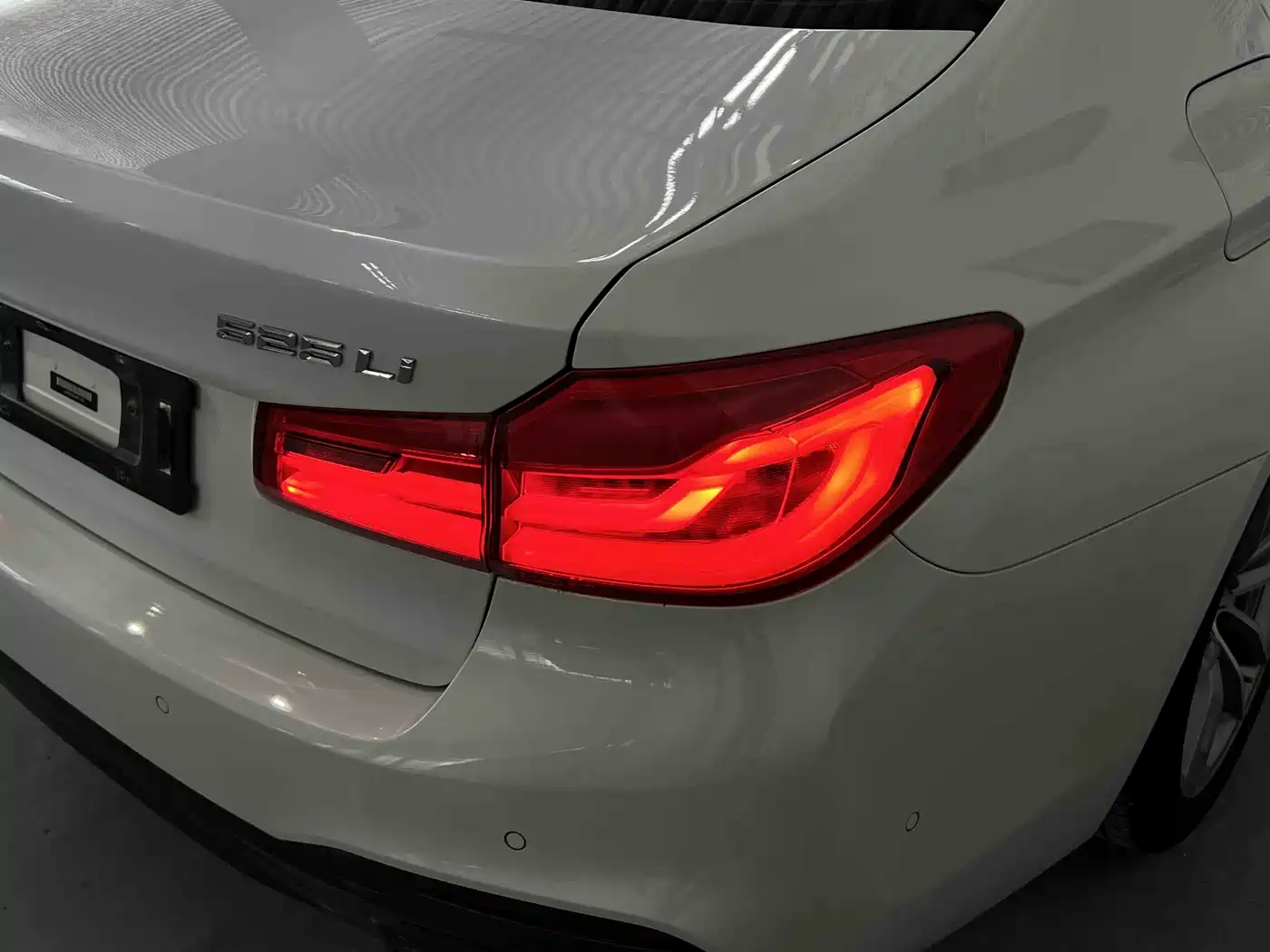 BMW 5 Series 2018 525Li M Sport Package фото 17