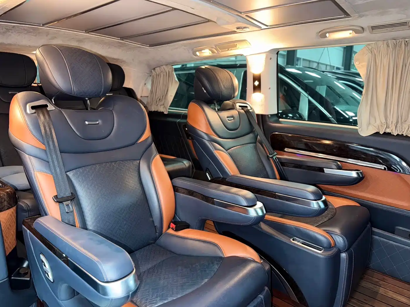 Mercedes-Benz Vito 2018 2.0T Business Edition China VI фото 9