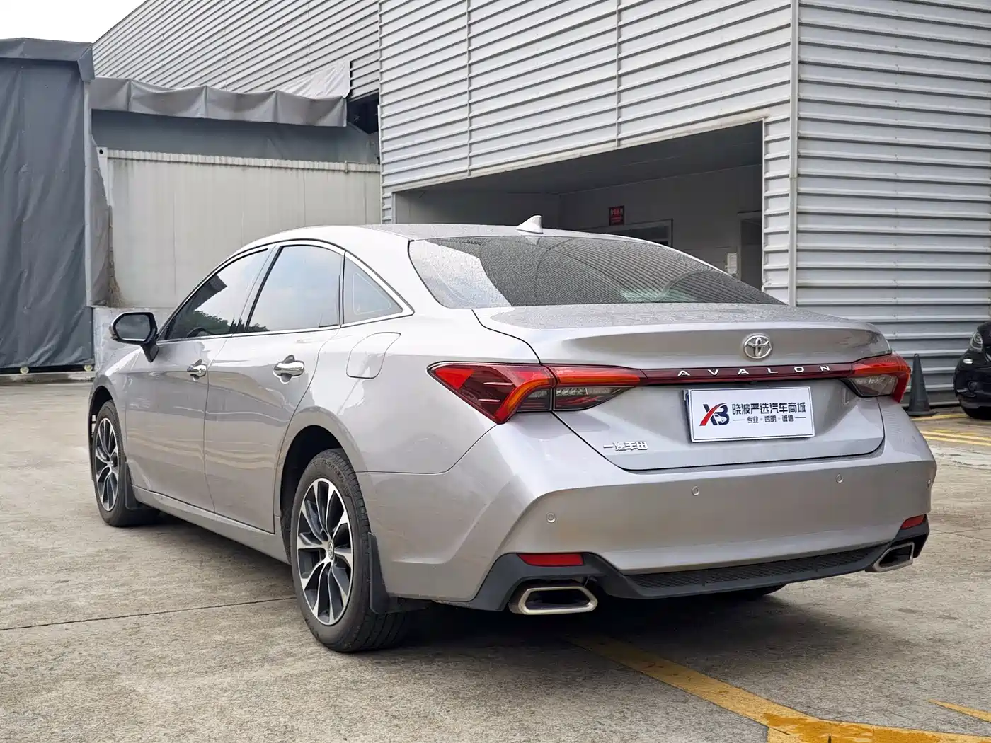 Toyota Avalon 2022 2.0L Luxury Edition фото 6