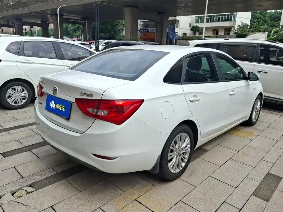 Buick Excelle 2017 15N Automatic Elite фото 3