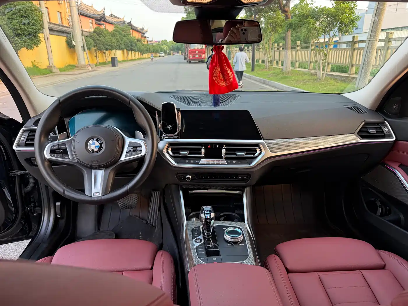 BMW 3 Series 2021 325Li M Sport Night Edition фото 7