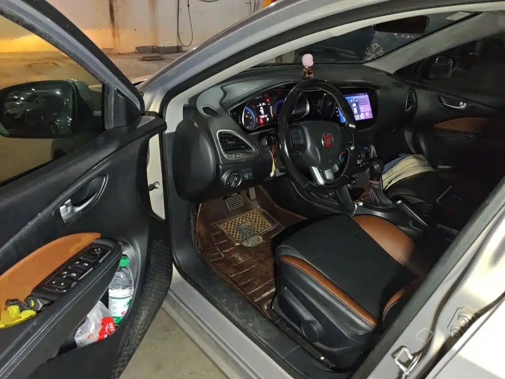 Fiat Viaggio 2015 2015 1.4T Auto Sport Edition