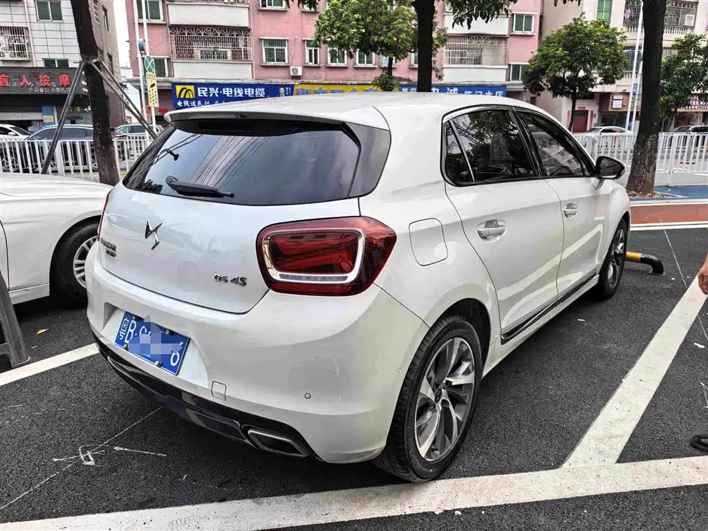 DS 4S 2018 2018 30THP Dynamic Edition