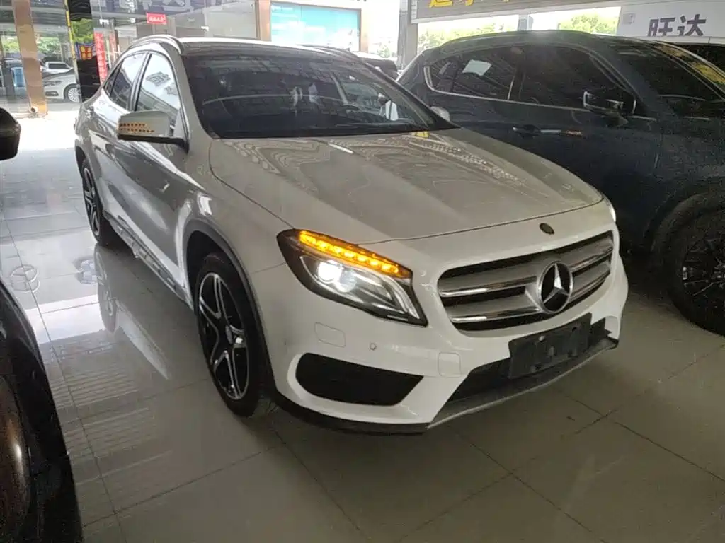 Mercedes-Benz GLA 2016 GLA 200 Fashion фото 4