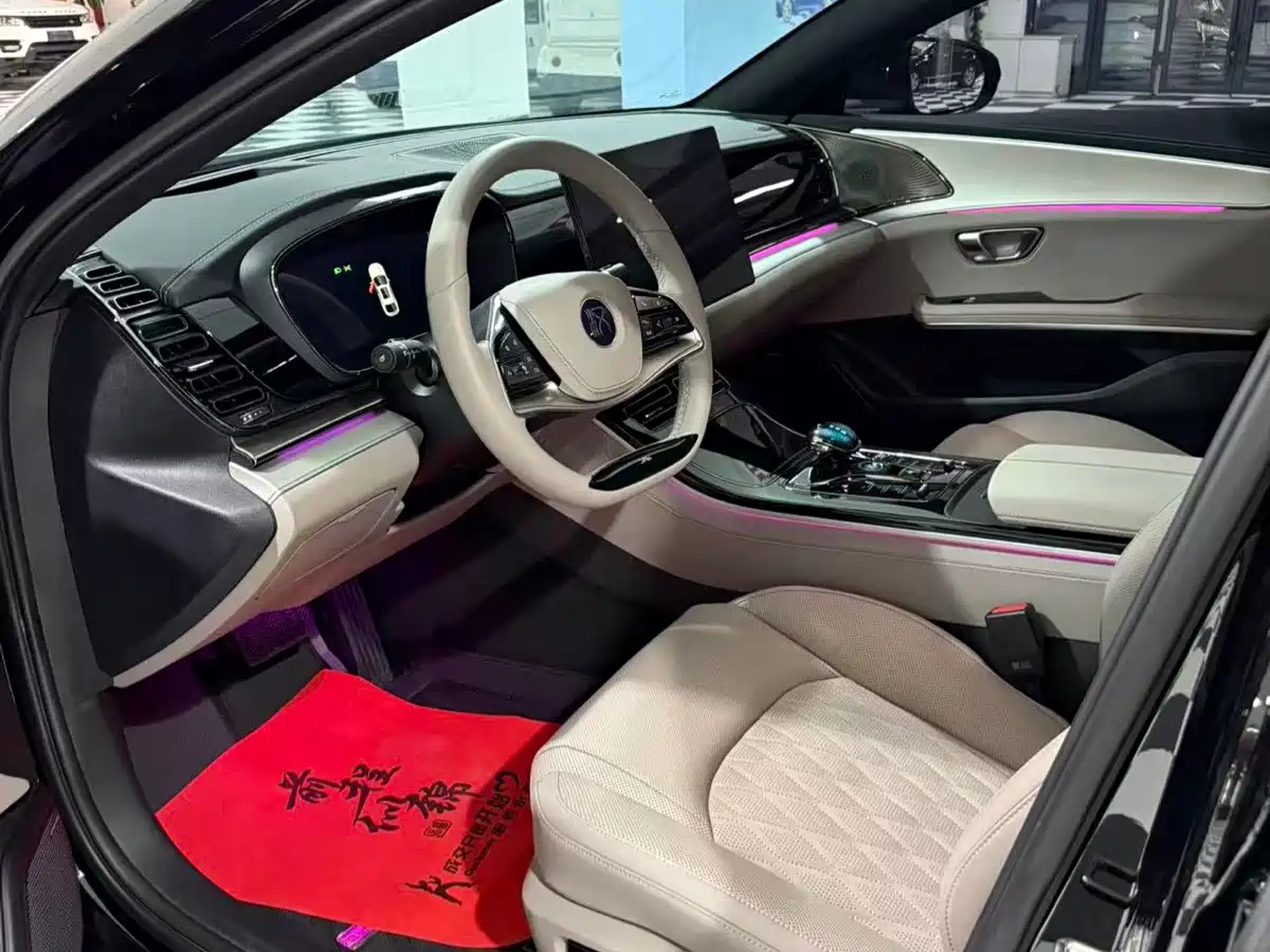 BYD Han 2025 2025 DM-i Smart Drive Edition 125KM Premium