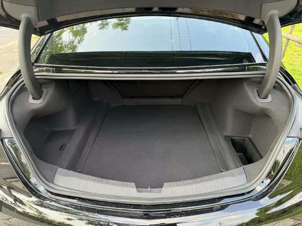 Cadillac CT5 2023 28T Luxury Style (Standard Edition) фото 9