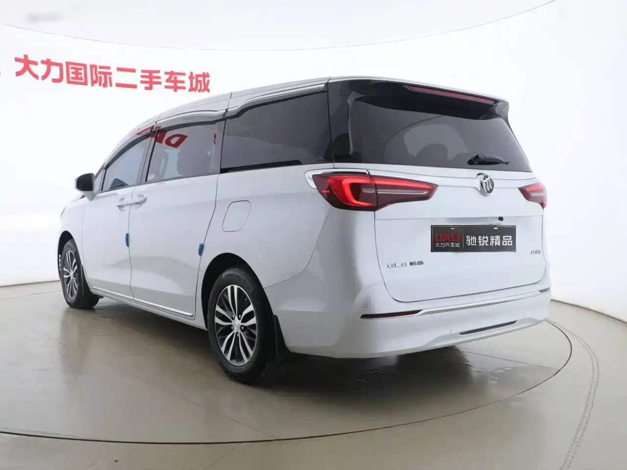 Buick GL8 2023 ES Landmaster Comfort фото 9