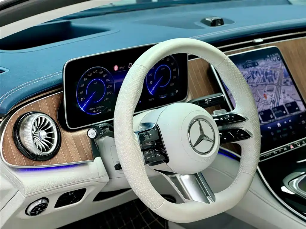 Mercedes-Benz EQE 2025 Model 500 4MATIC Luxury Edition фото 7