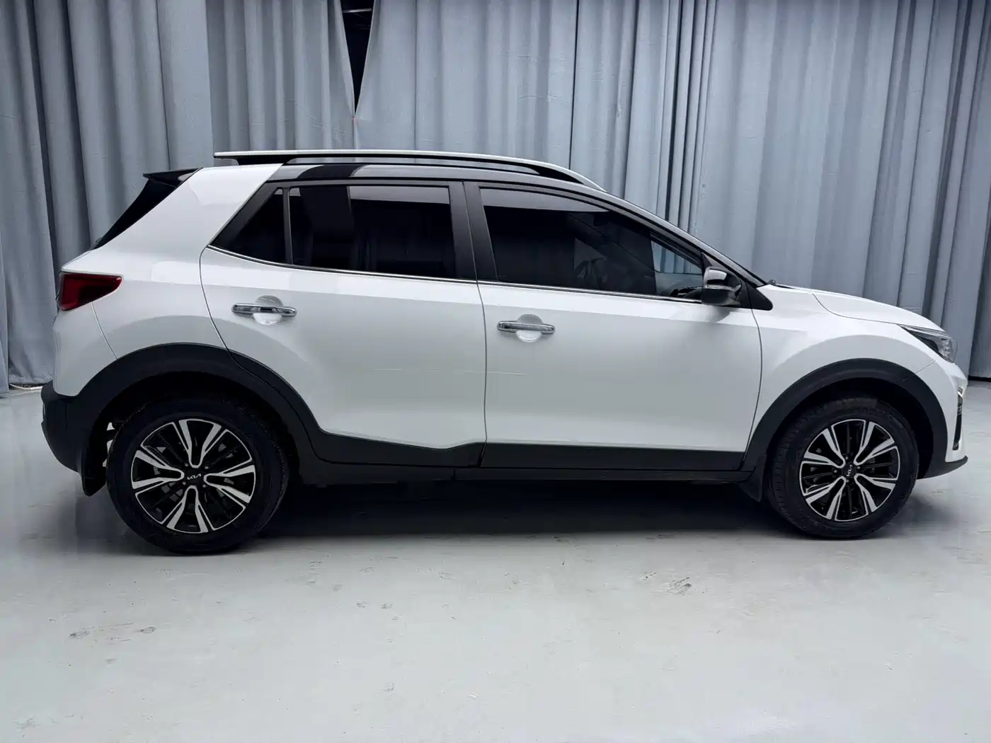 Kia KX1 2021 1.4L CVT Fun Sunroof Version фото 4