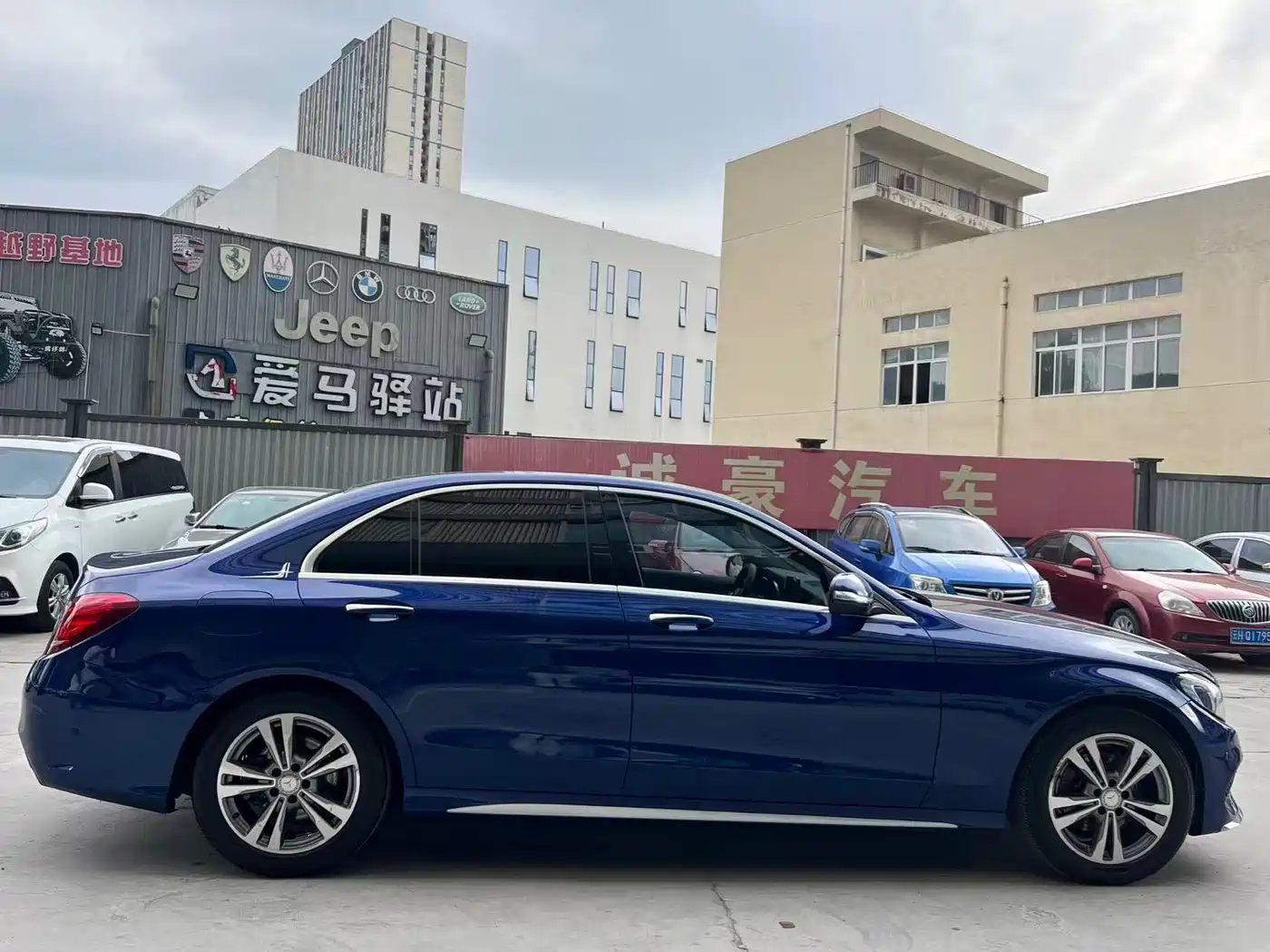 Mercedes-Benz C-Class 2017 C 200 L Sport фото 3