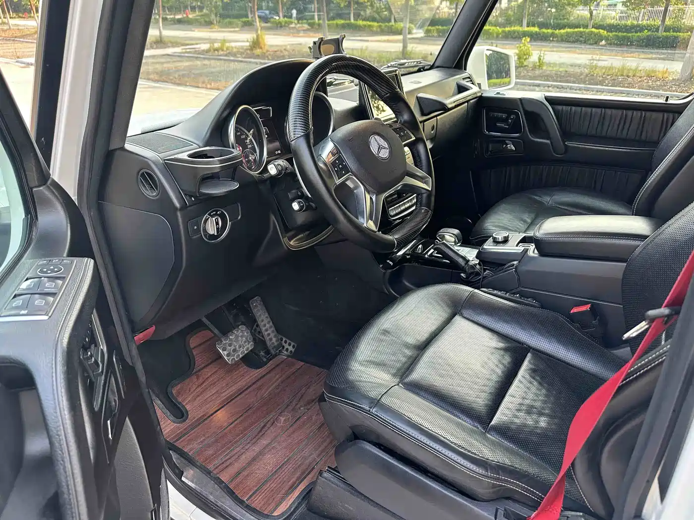 Mercedes-Benz G-Class 2017 G 500 фото 10