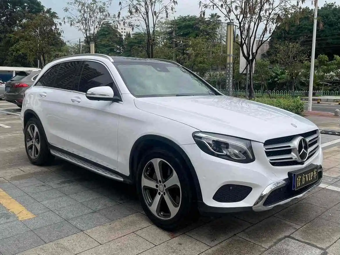 Mercedes-Benz GLC 2016 GLC 260 4MATIC Luxury фото 3