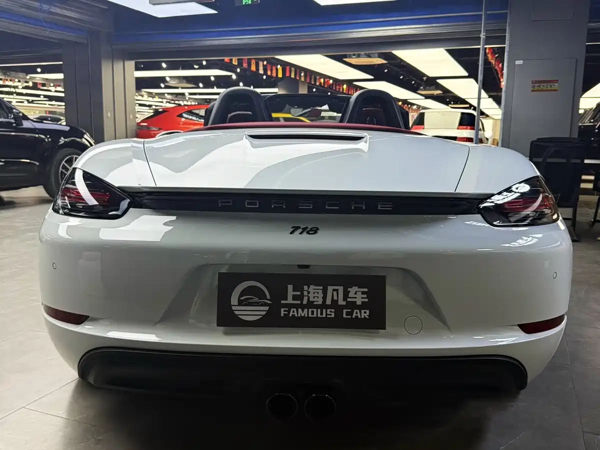 Porsche 718 2023 Boxster Style Edition 2.0T фото 6