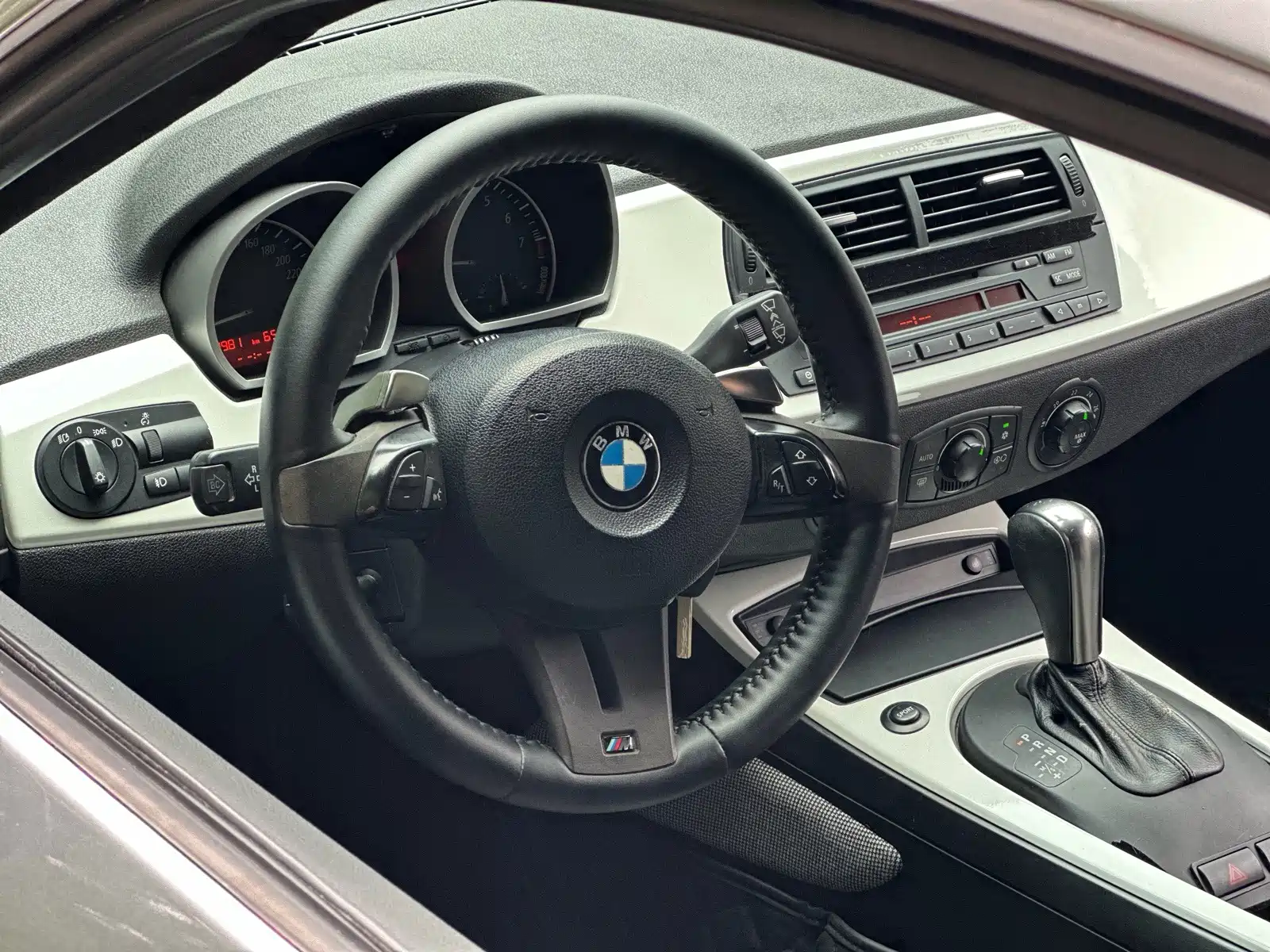 Фото 27 - BMW Z4