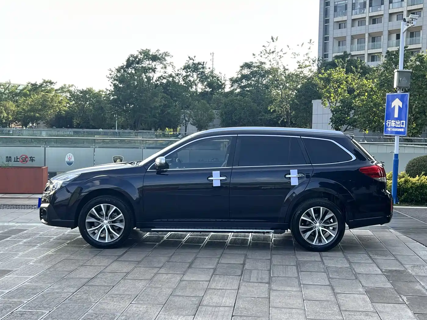 Subaru Outback 2014 2.5i Elegance Sport Edition фото 8