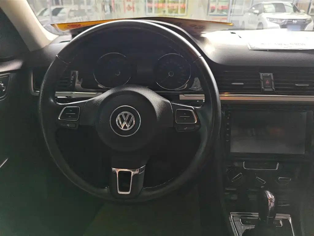 Volkswagen Bora 2015 Quality Edition 1.6L Automatic Comfort фото 4