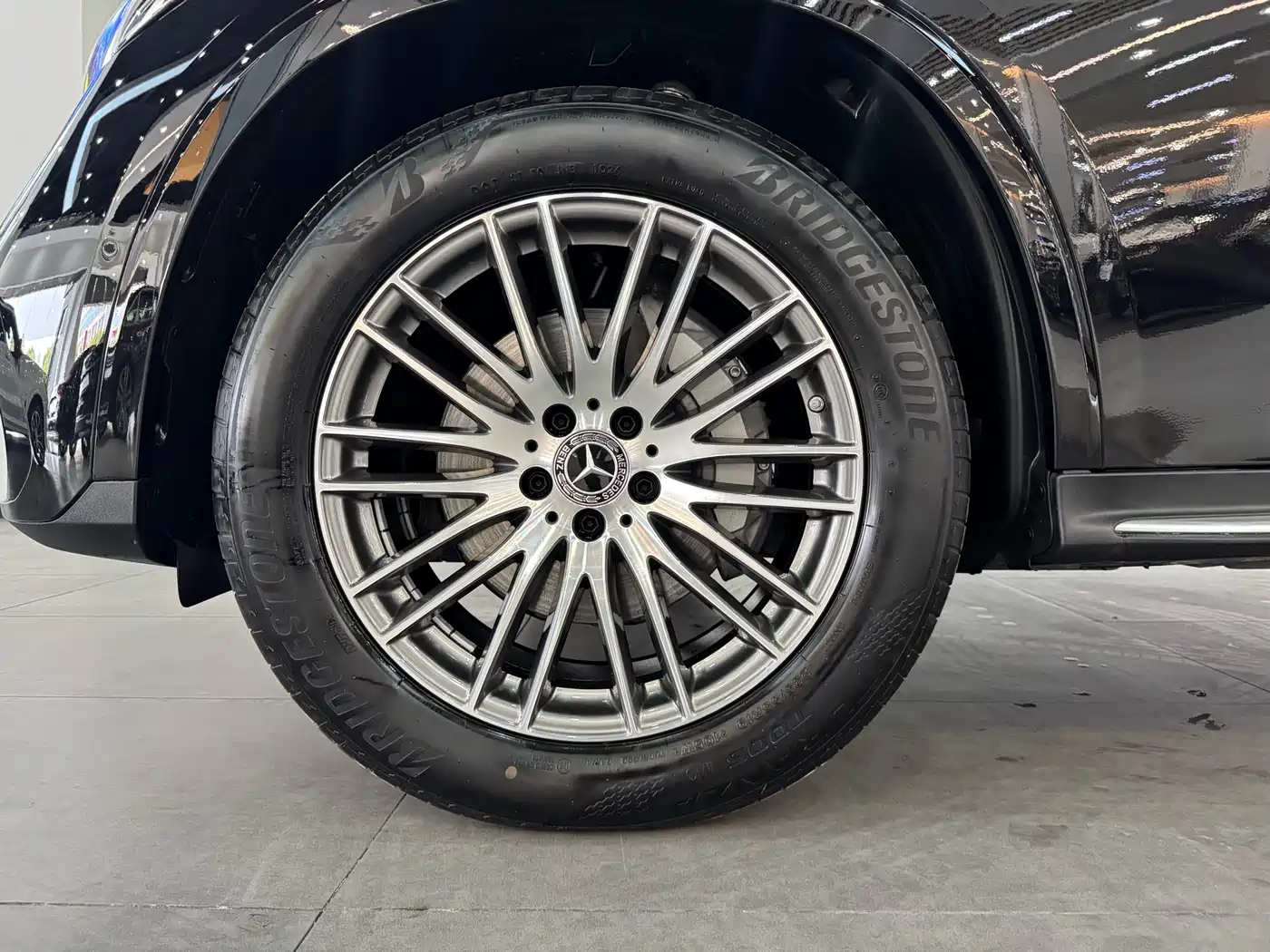 Mercedes-Benz GLC 2024 GLC 300 L 4MATIC Dynamic 5-seater фото 5