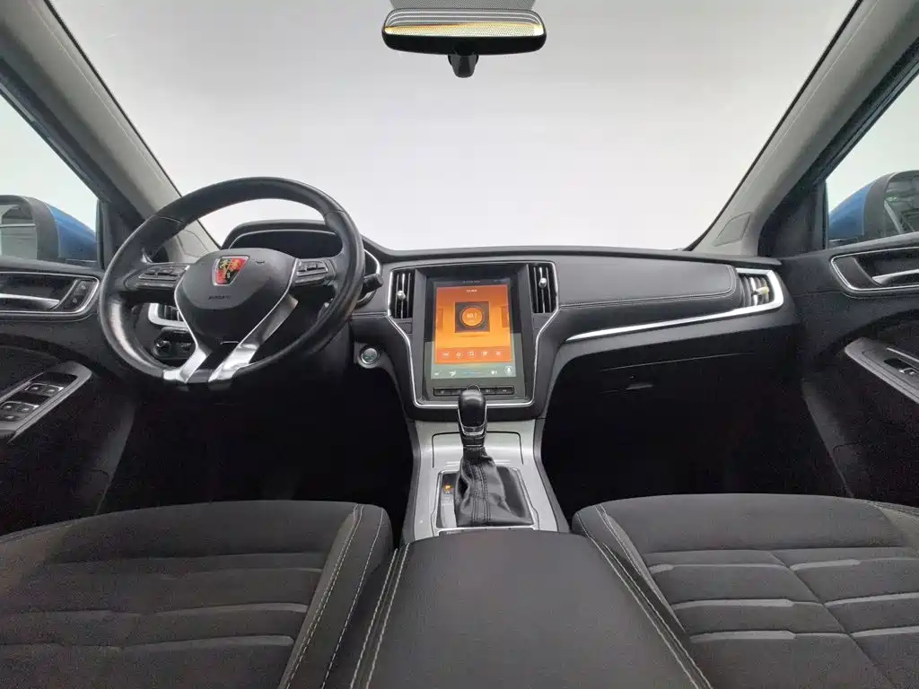 Фото 5 - Roewe RX5