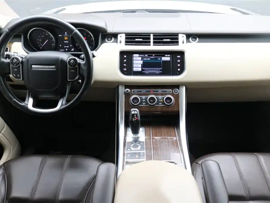 Фото 8 - Land Rover Range Rover Sport