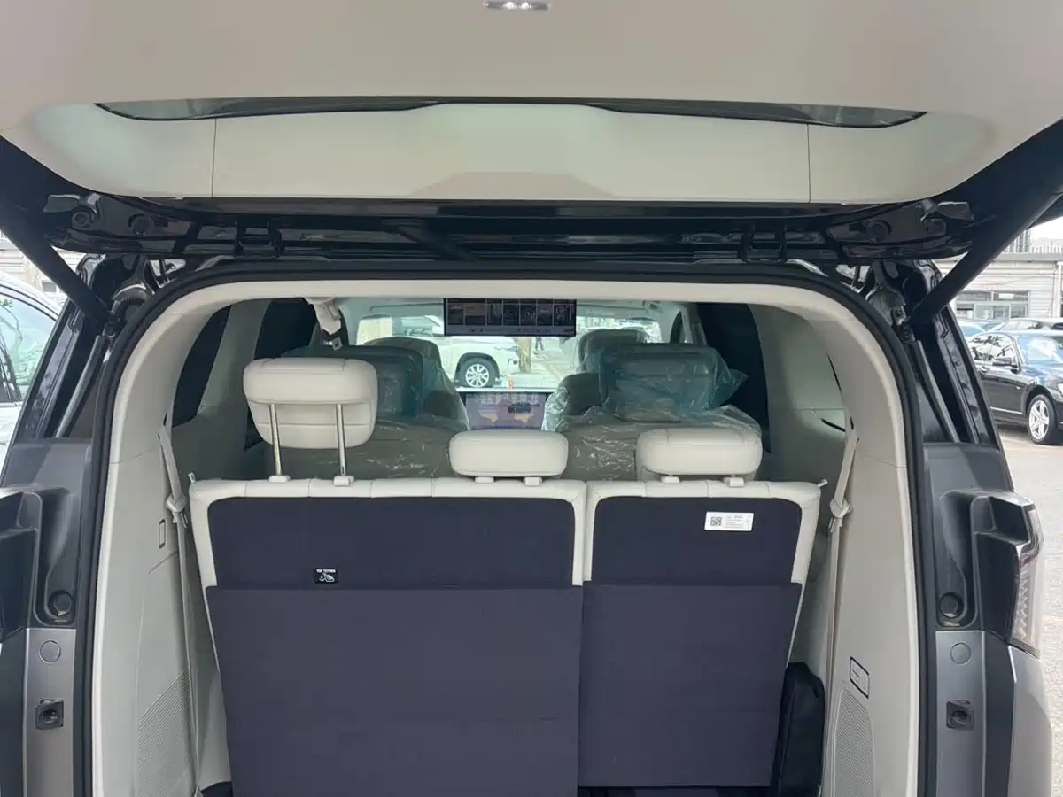 Buick Zhijing Shijia 2026 AWD Base Model фото 14