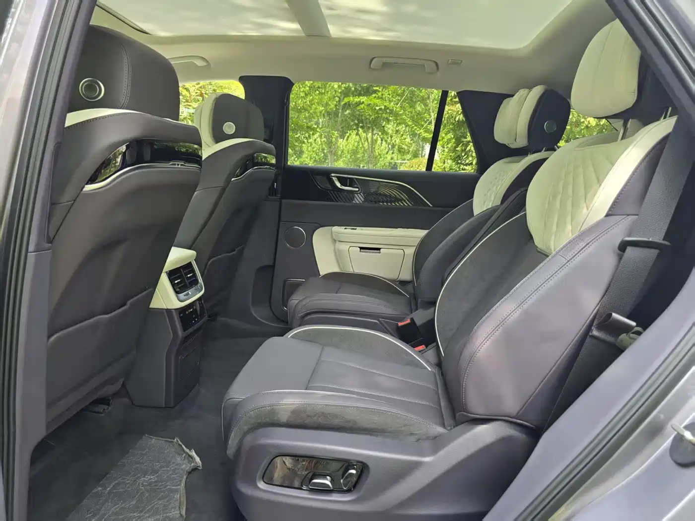 Hongqi E-HS9 2021 460km Flagship Comfort 6-seater фото 7