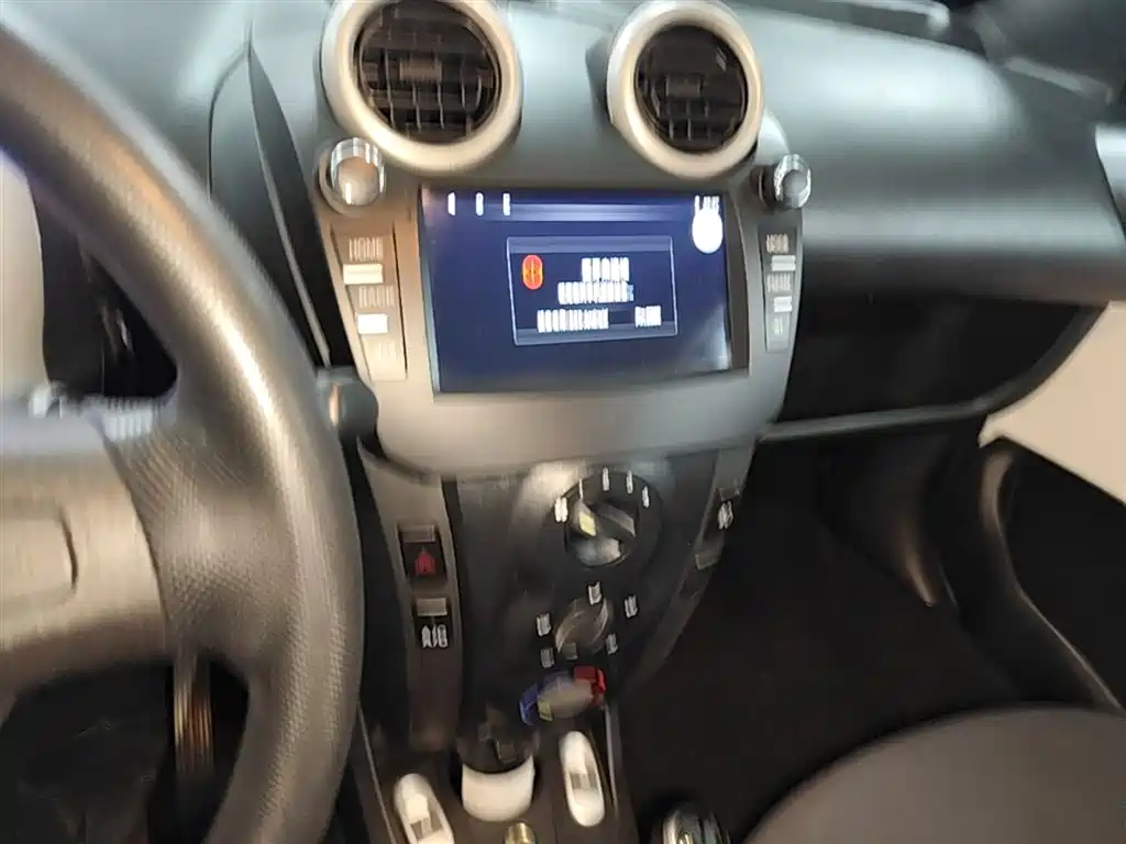 BYD F0 2015 1.0L AMT Xuan Cool Edition фото 9
