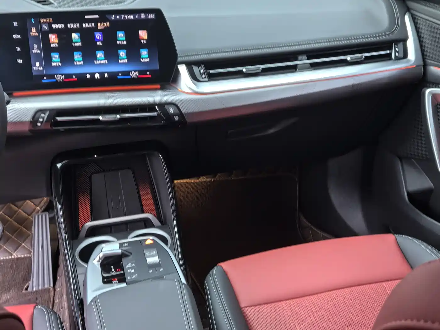 BMW X1 2024 sDrive25Li X Design Package фото 15