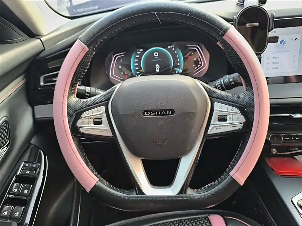 Changan Oshan X7 PLUS 2022 2022 1.5T Blue Whale Edition Auto Luxury