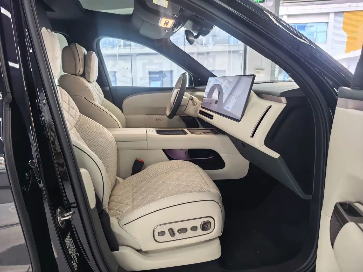 Li Auto L8 2026