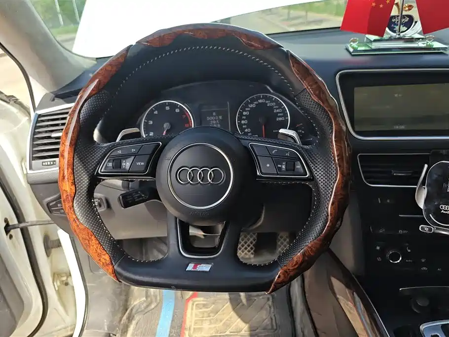Audi Q5 2011 2.0TFSI Dynamic фото 15