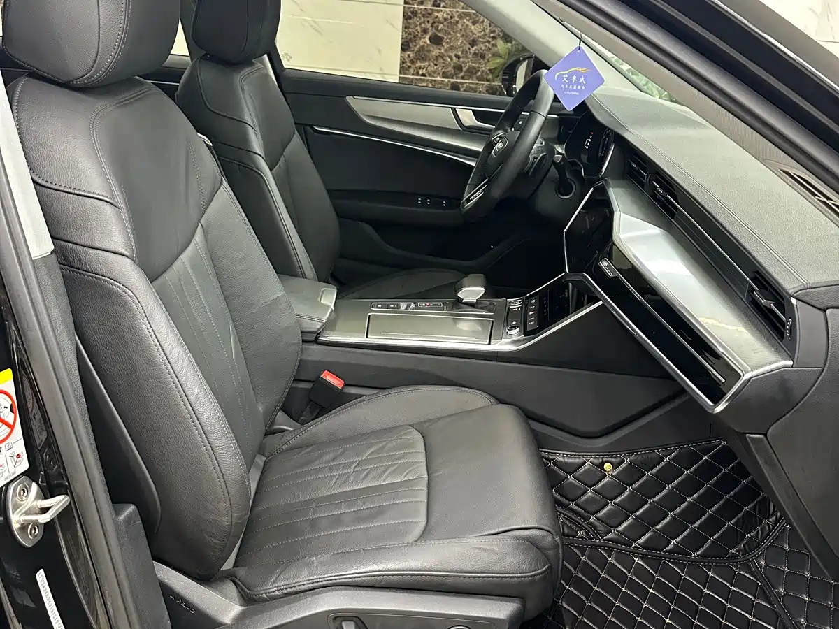 Audi A6L 2019 40 TFSI Luxury Elegance фото 10