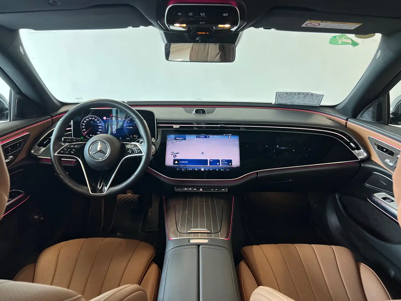 Mercedes-Benz E-Class New Energy 2024 E 350 e L Plug-in Hybrid Sedan фото 10