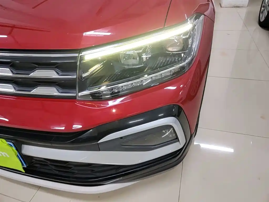 Volkswagen T-Cross 2021 1.5L Auto Comfort Edition фото 24