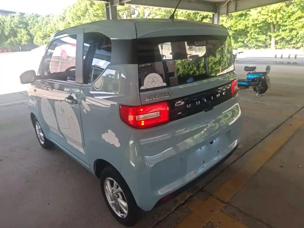 Фото 5 - Wuling Motors Hongguang MINIEV