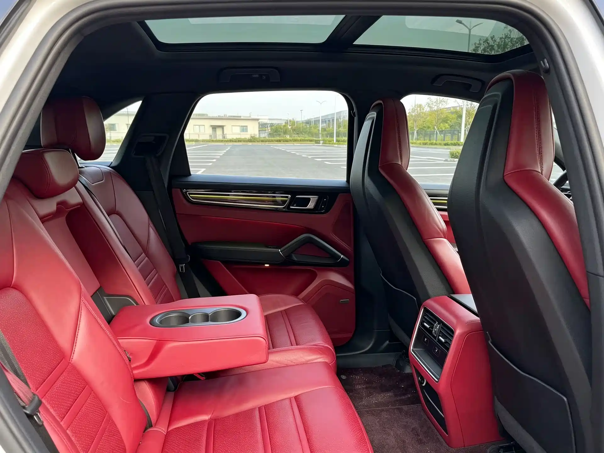 Фото 6 - Porsche Cayenne