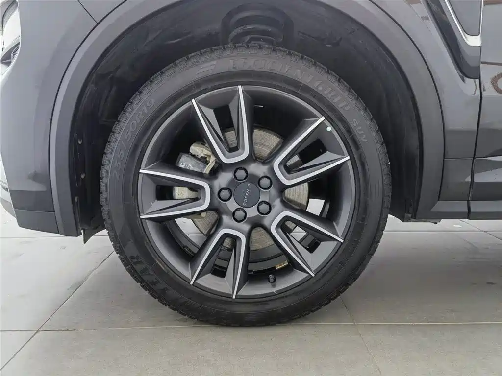 Lynk & Co 01 2021 2.0TD 2WD Pro фото 17