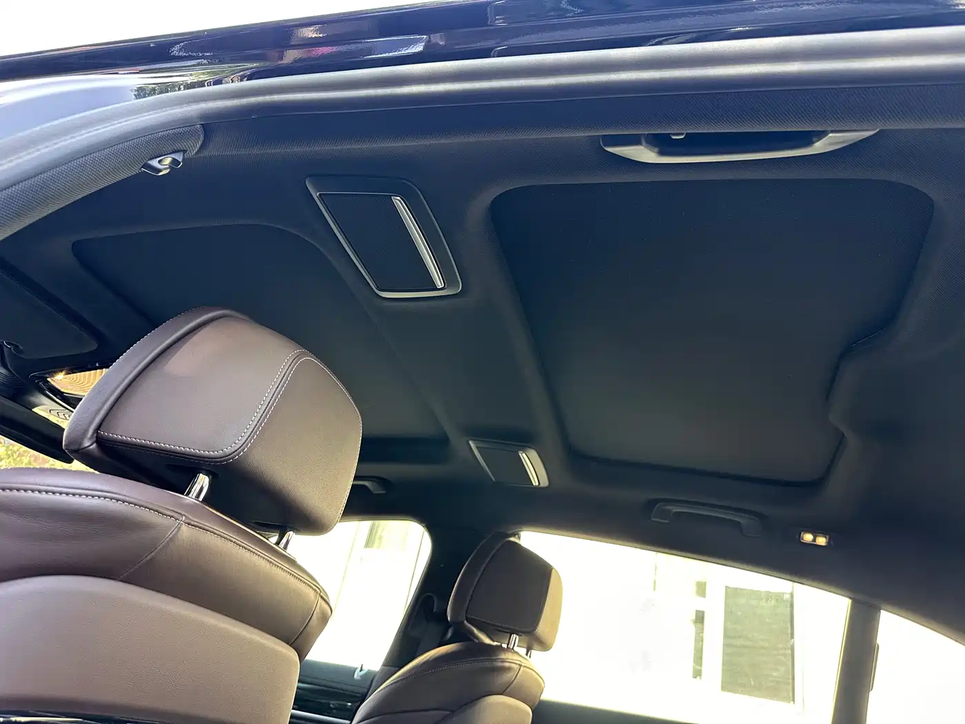 BMW 7 Series 2021 Model 740Li Leading M Sport Package фото 7