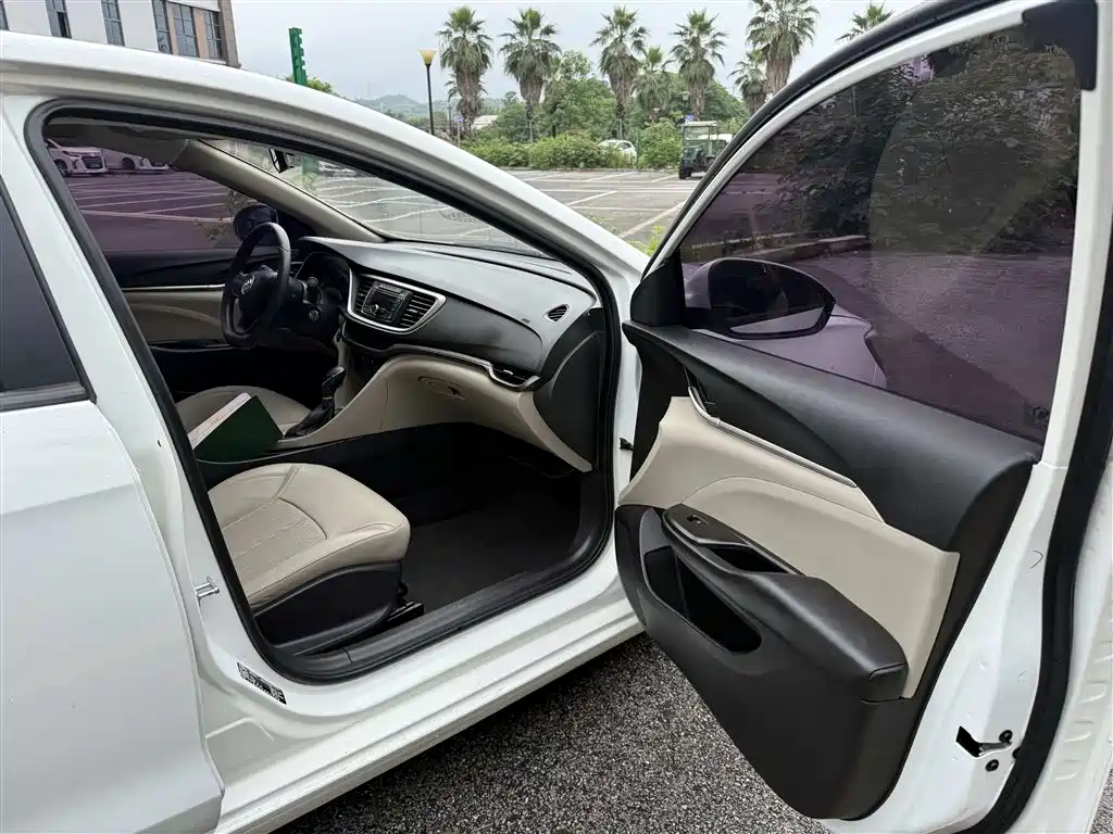 Buick Excelle 2016 15N Automatic Elite фото 9