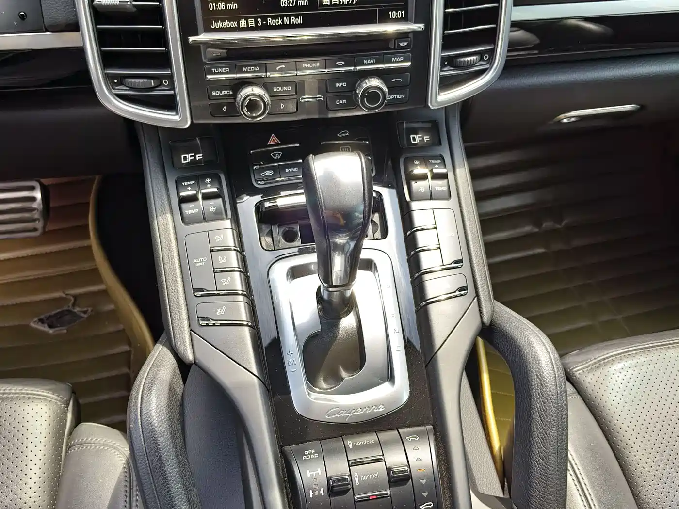 Porsche Cayenne 2014 Cayenne Platinum Edition 3.0T фото 13