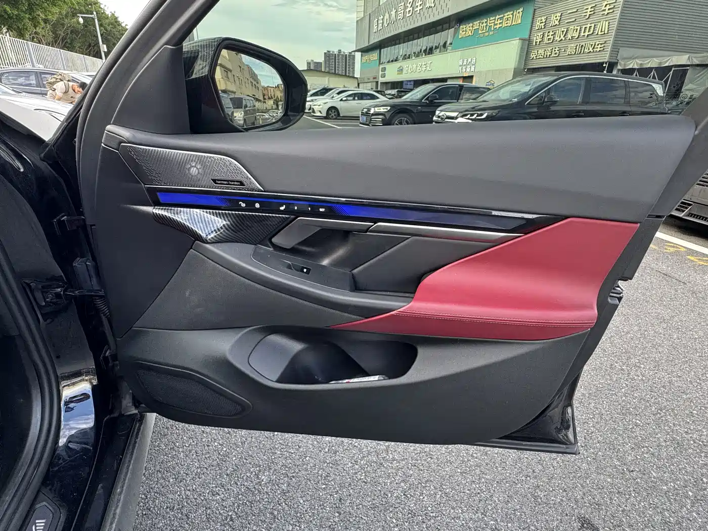 BMW i5 2024 2024 eDrive 35L Premium Model M Sport Package