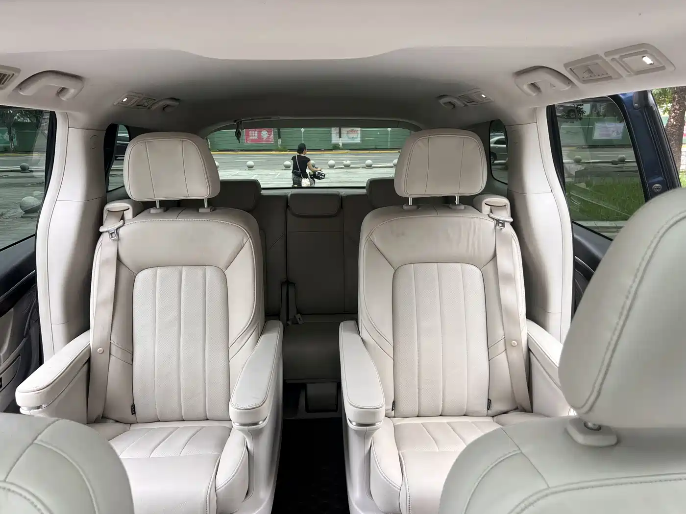 GAC Trumpchi Trumpchi M8 2018 320T Exclusive Edition фото 10