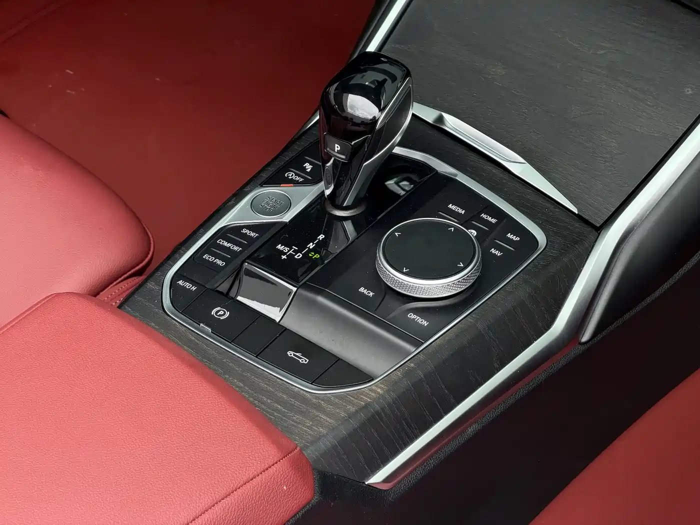 BMW 4 Series 2022 425i Convertible M Sport Package фото 8