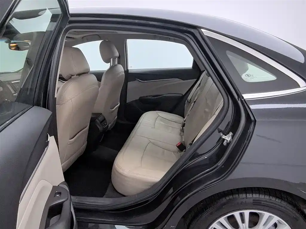 Buick Excelle 2015 15N Manual Elite фото 15