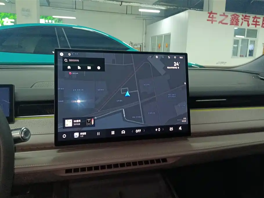 Geely Galaxy Galaxy Xingyao 8 2025 130km EM-i Premium Edition фото 13