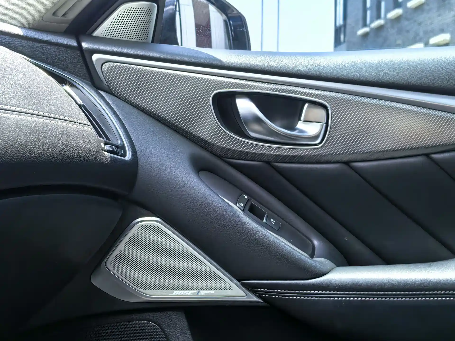 Фото 60 - Infiniti Q50L