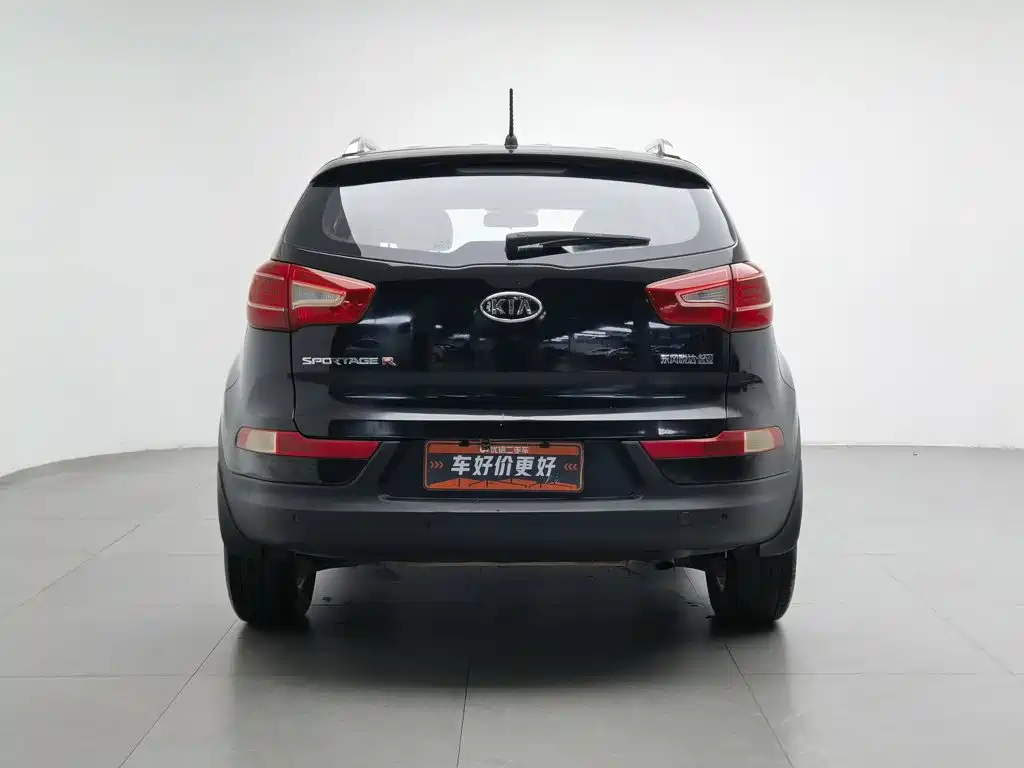 Фото 4 - Kia Sportage