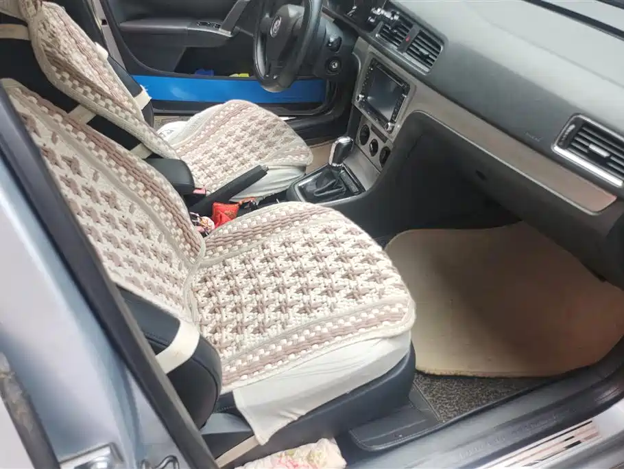 Volkswagen Lavida 2013 1.4TSI DSG Comfort Edition фото 8